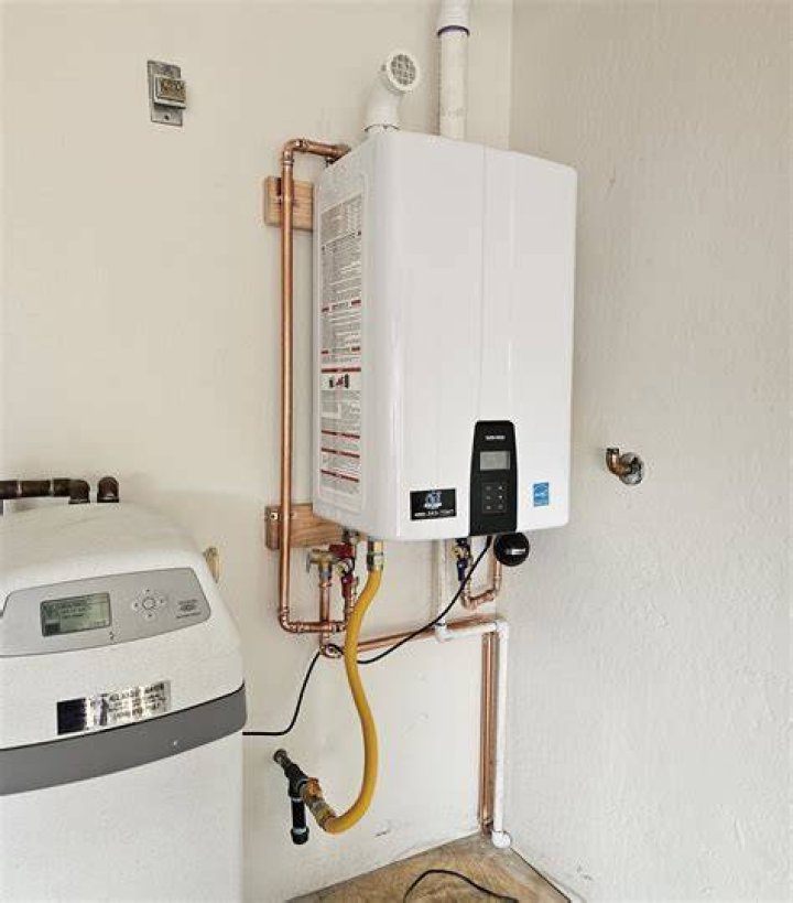 Can a DSi water heater be run while driving?