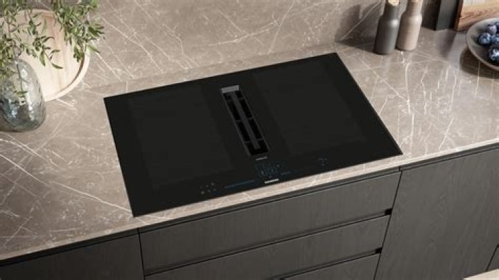 Can an induction hob be plugged in