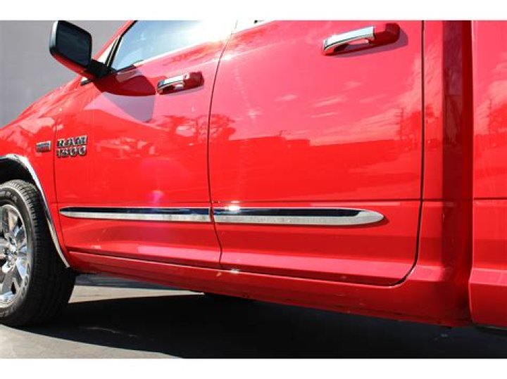 Can body side molding be removed?