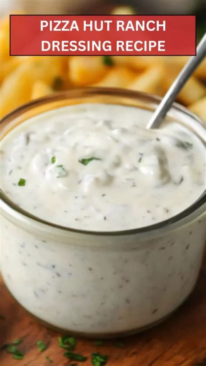 Can you put ranch dressing on pizza?
