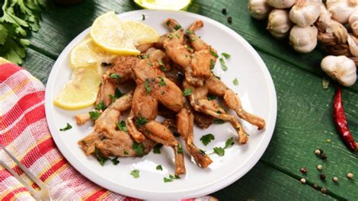 Do people eat frogs?