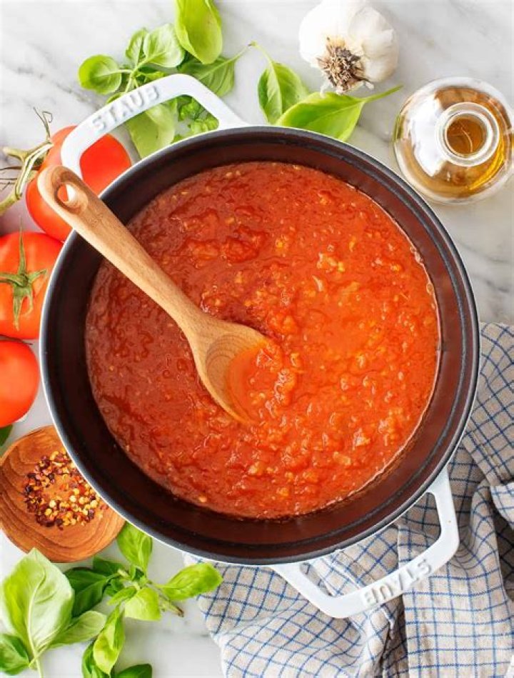 How do you prepare Tomatoes for tomato sauce?