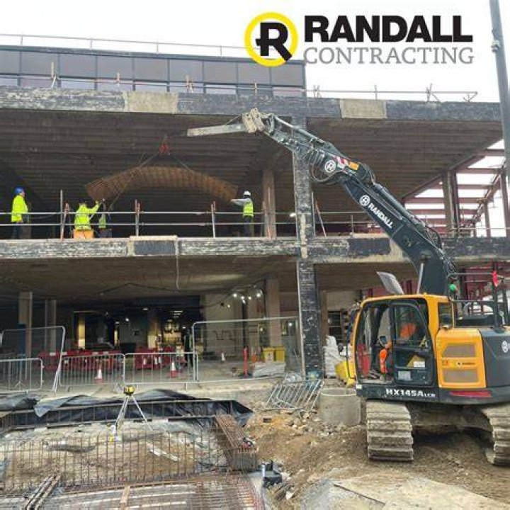How does Randall construction company help their clients?