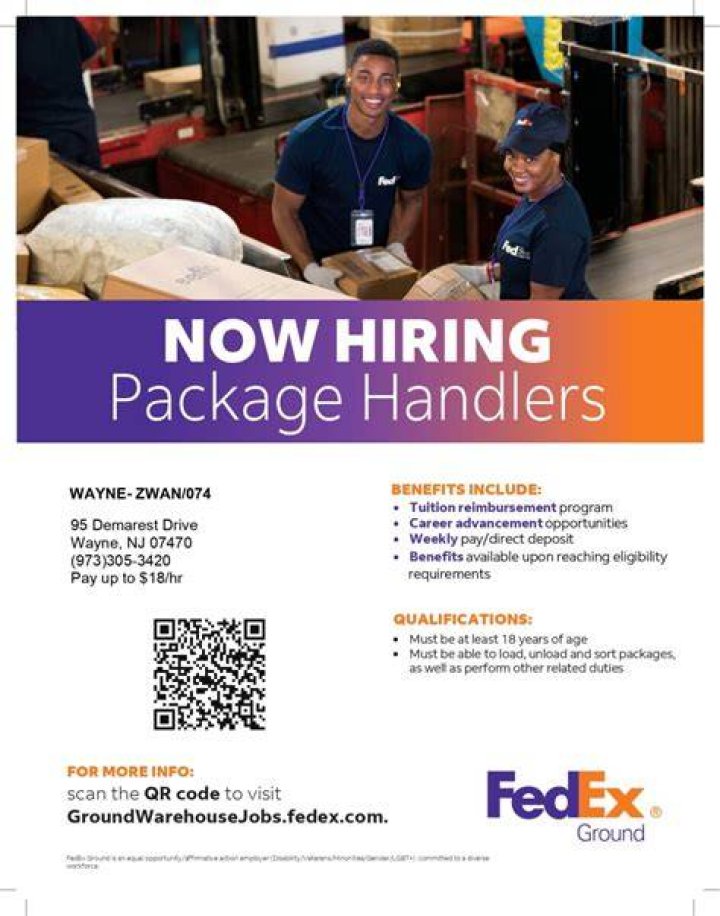How much do FedEx package handlers make a week