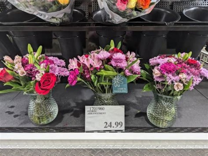 How much does a Ming vase cost