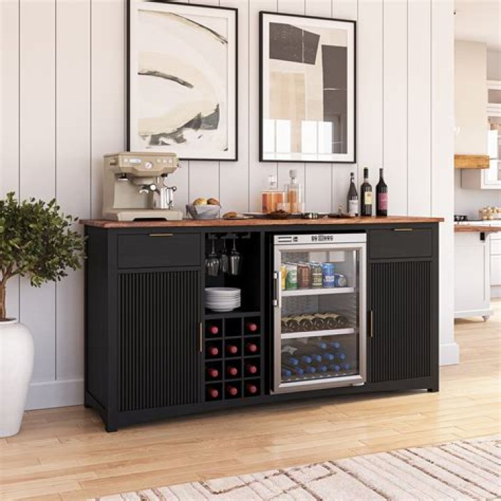 How much does it cost to run a wine fridge