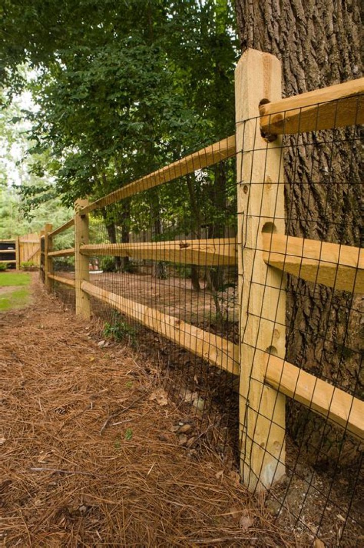 What are split rail fences made of