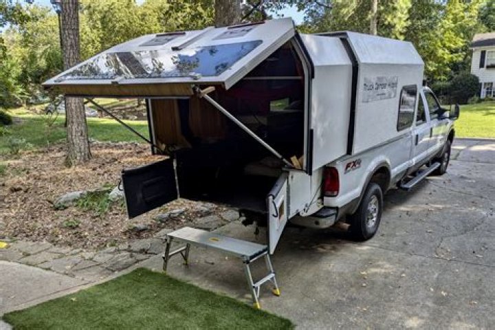 What does solar bunk cover do for Pop Up camper?