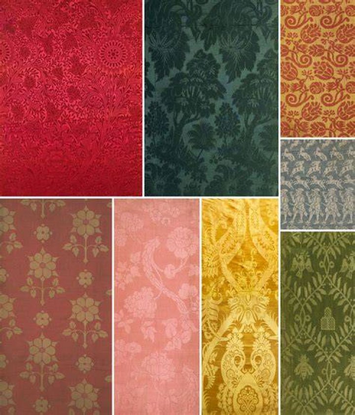 What is damask style