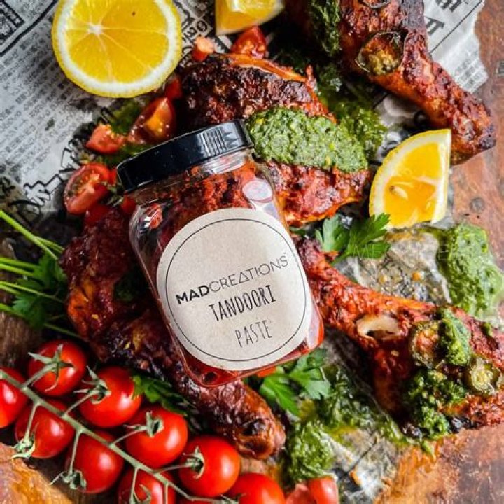 What is tandoori paste made from?