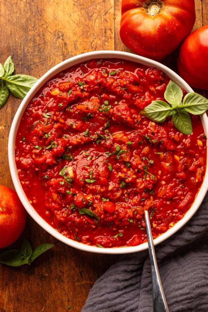 Why does vodka make tomato sauce better?
